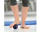 Ball SISSEL® Myofascia Ø8 cm noir sous la voute plantaire