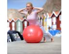 Exercice de renforcement musculaire avec le ballon de Gym SISSEL® BALL