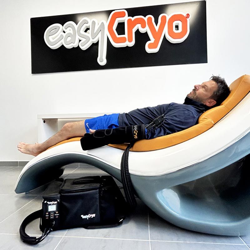 Utilisation d'un patient avec l'appareil de cryothérapie My Easycryo Utilisation d'un patient avec l'appareil de cryothérapie My Easycryo